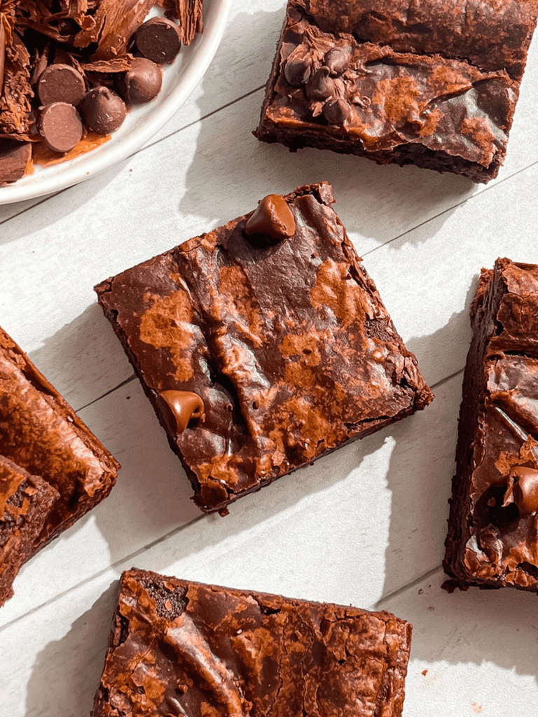 how to make Eggless Chocolate Brownies within shiny crinkle crust