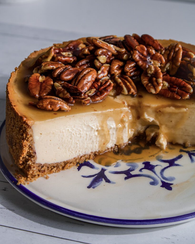 how to make creamy eggless Caramel Pecan Cheesecake