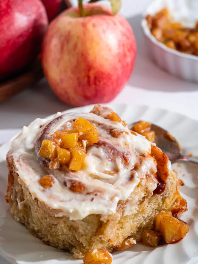 Apple Pie Cinnamon Rolls