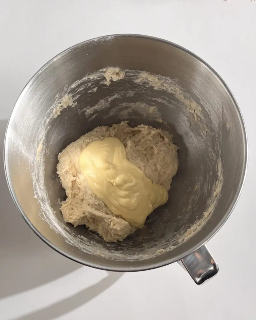 soft and fluffy Homemade Cinnamon Rolls eggless and vegan