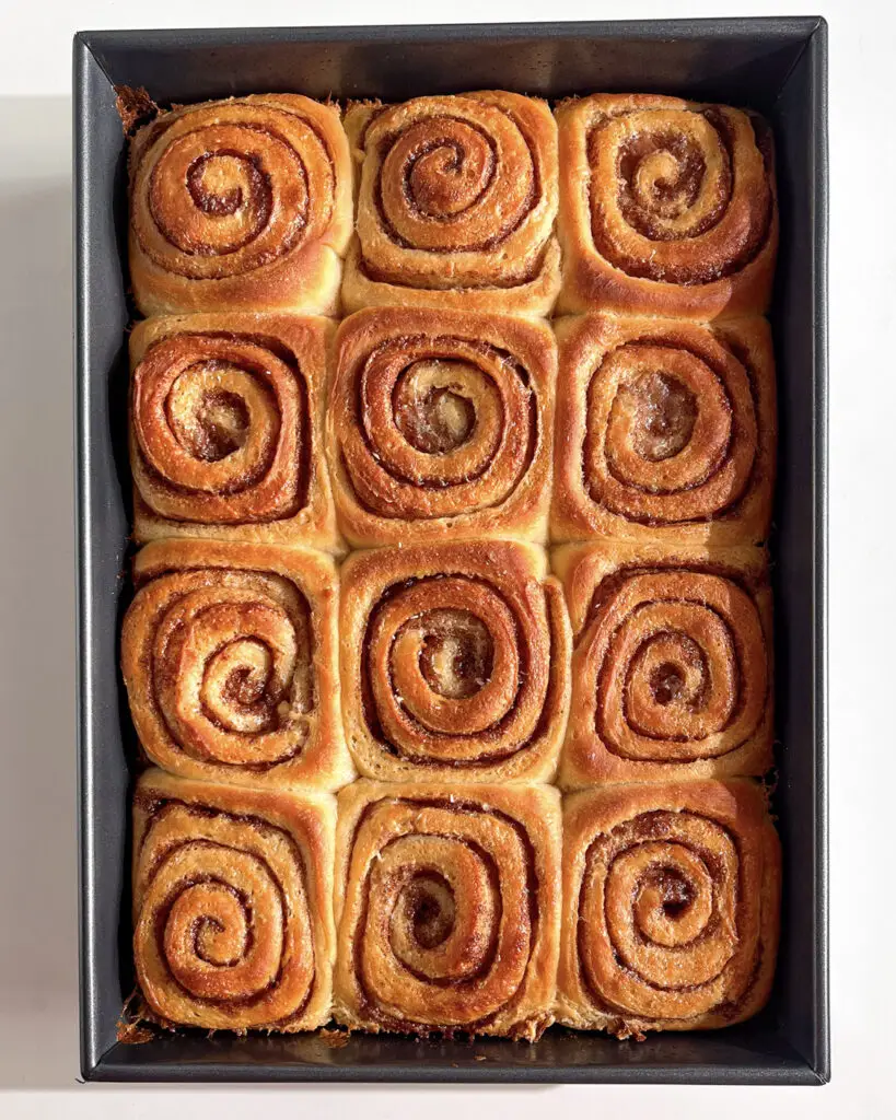 soft and fluffy Homemade Cinnamon Rolls eggless and vegan