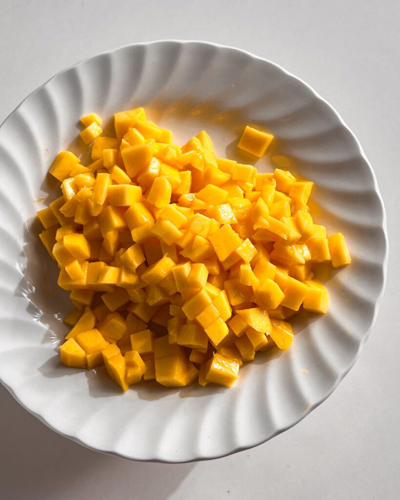 fresh mango cake