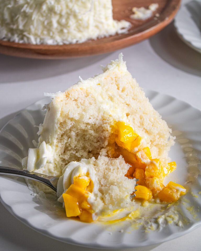 mango coconut cake using fresh mangoes and coconut milk