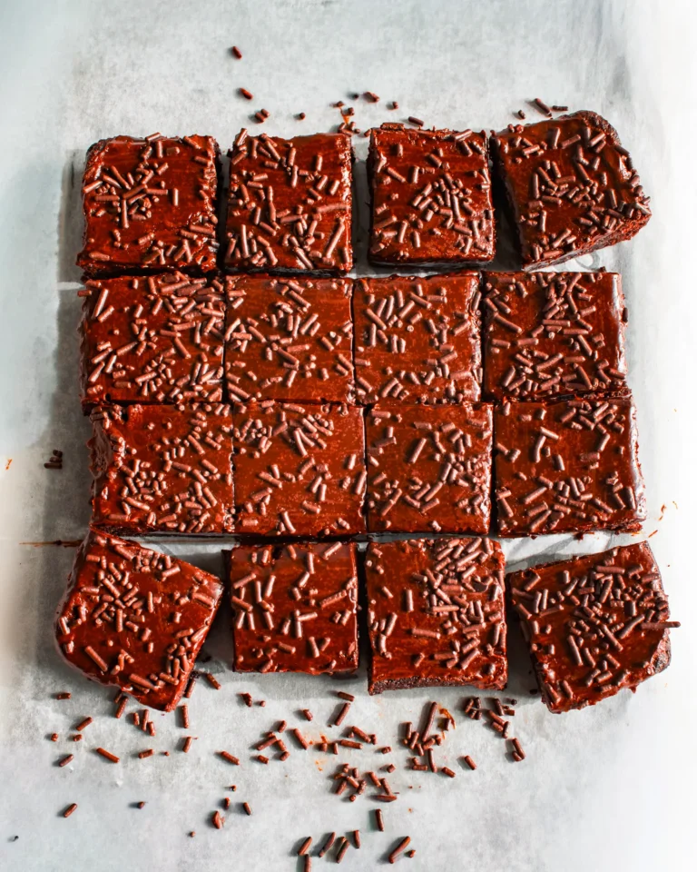 vegan cookie bars with chocolate chunks