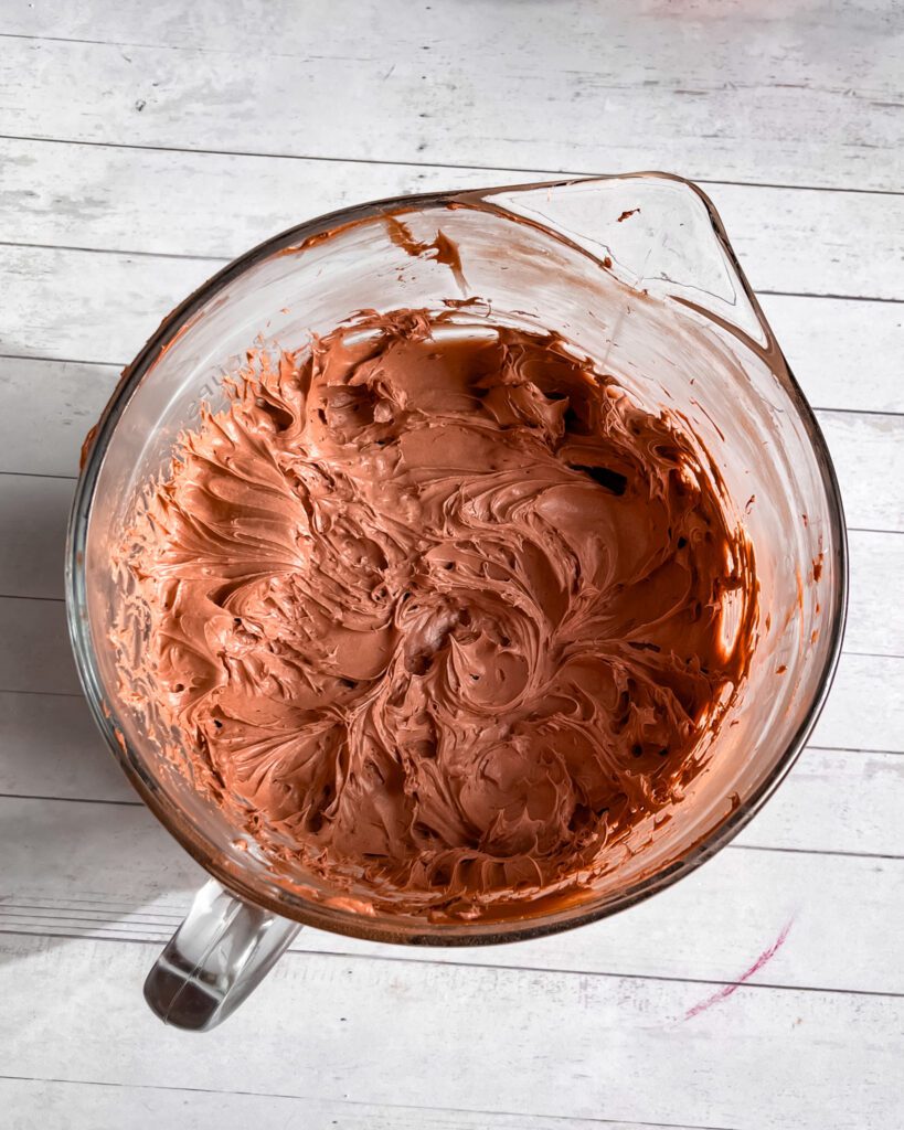 whipped chocolate cream cheese frosting step4 jpg